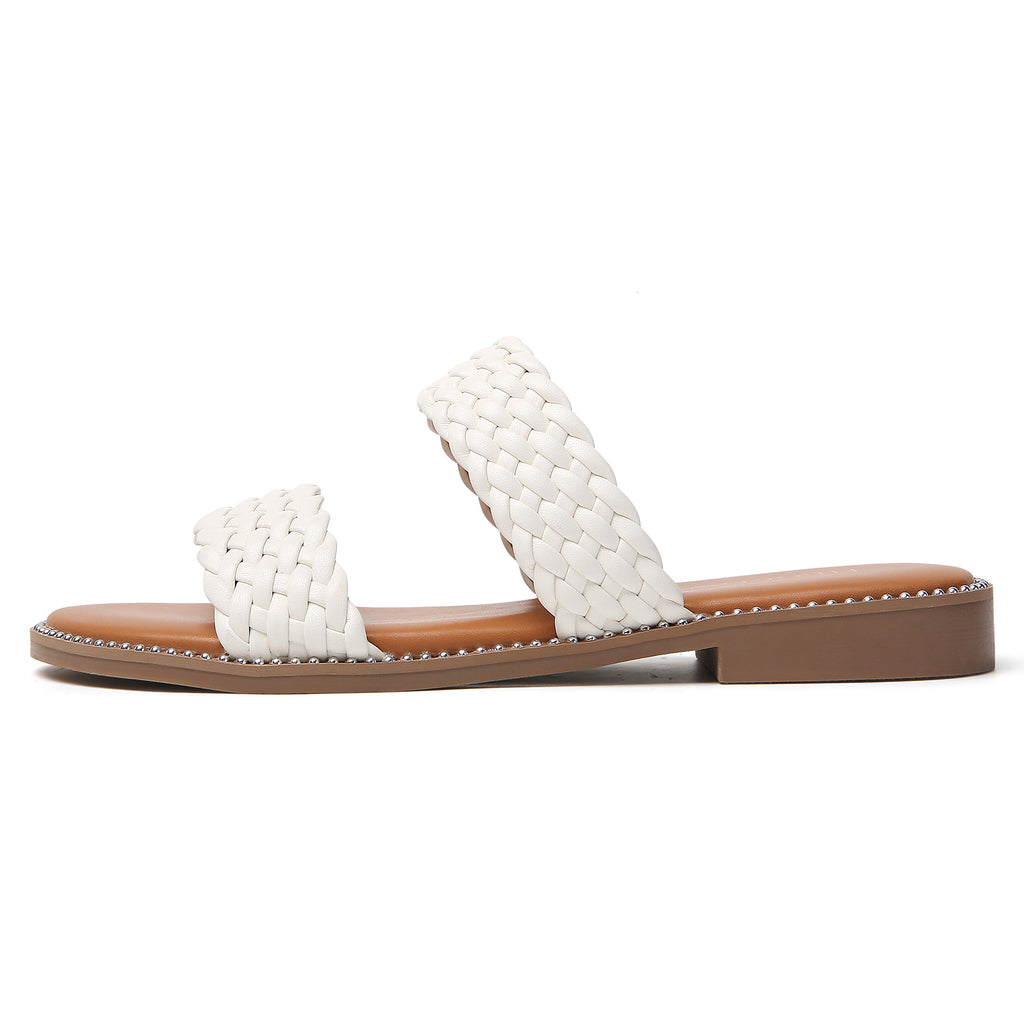 TILOCOW WOMEN WHITE SANDALS